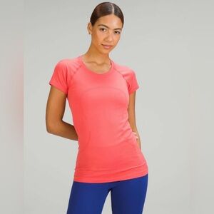 Lululemon Swiftly Tech Short Sleeve Shirt 2.0 Pale Raspberry W3DFMS size 14